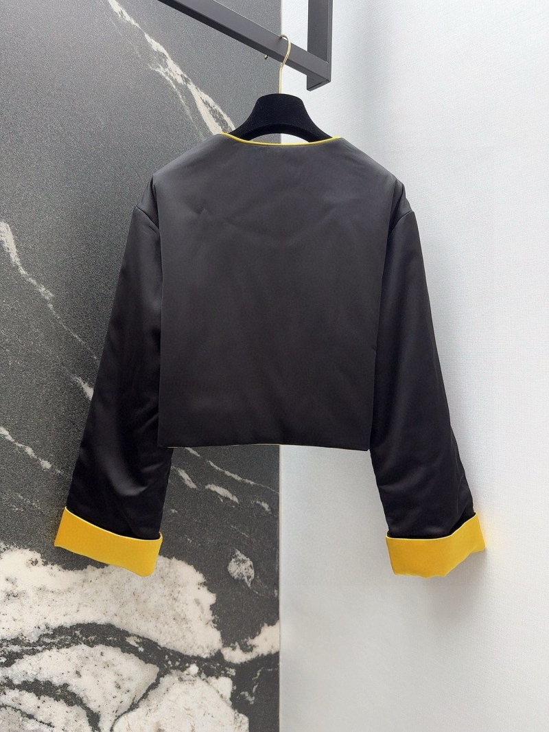 Ch**el outwear
